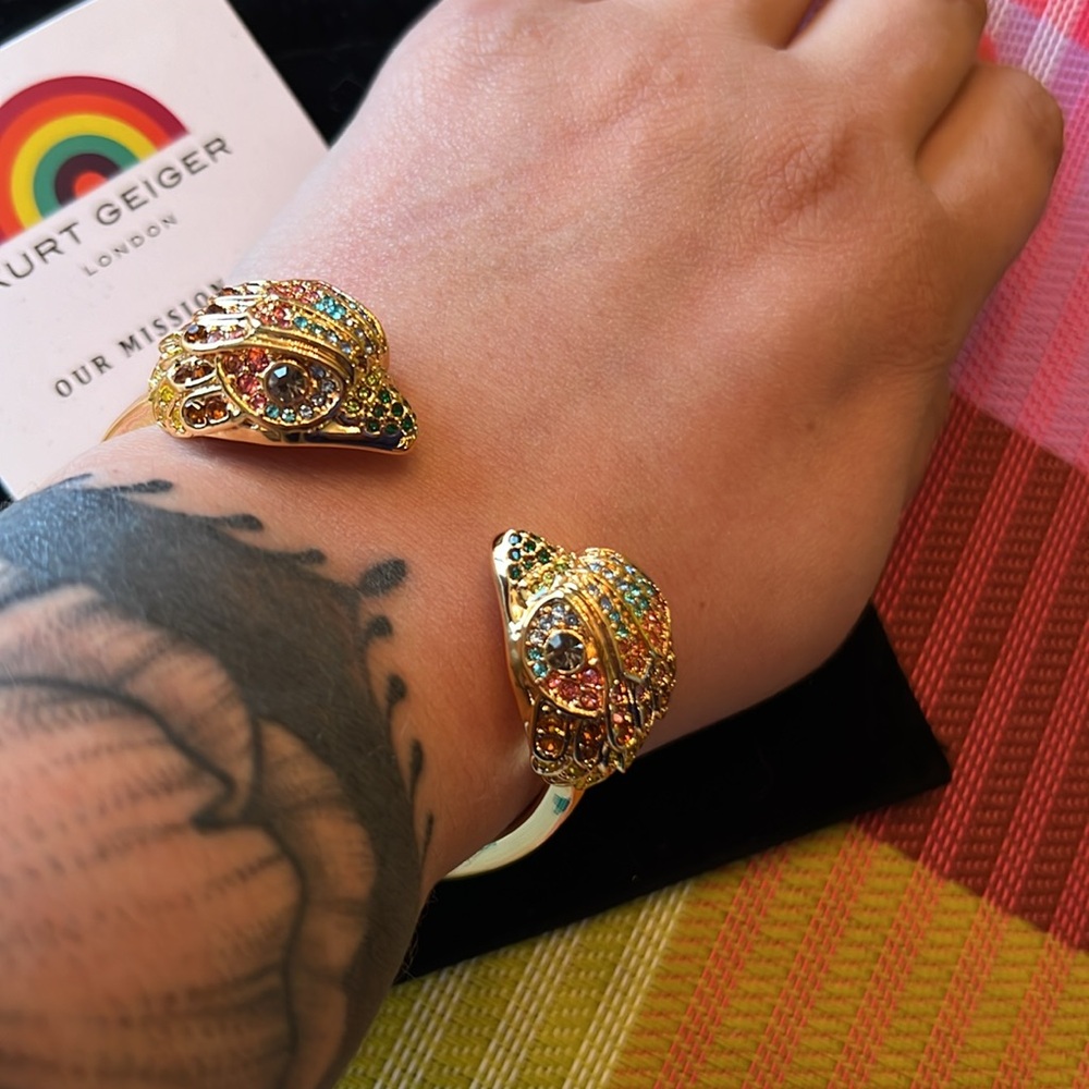 Kurt Geiger Hinged eagle cuff - Picture 3 of 3